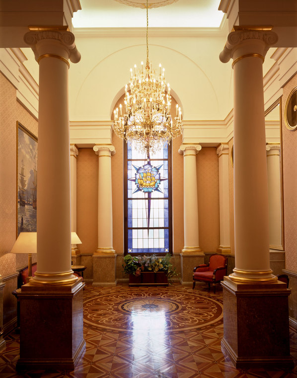 The St.-Petersburg Drawing-Room. The Russian Embassy in Madrid