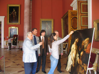 Ilya Glazunov and the Heads of the Practice of copying Sidorov N.P, Slepushkin D.A., Arsenuc Y.M. with students in the Hermitage